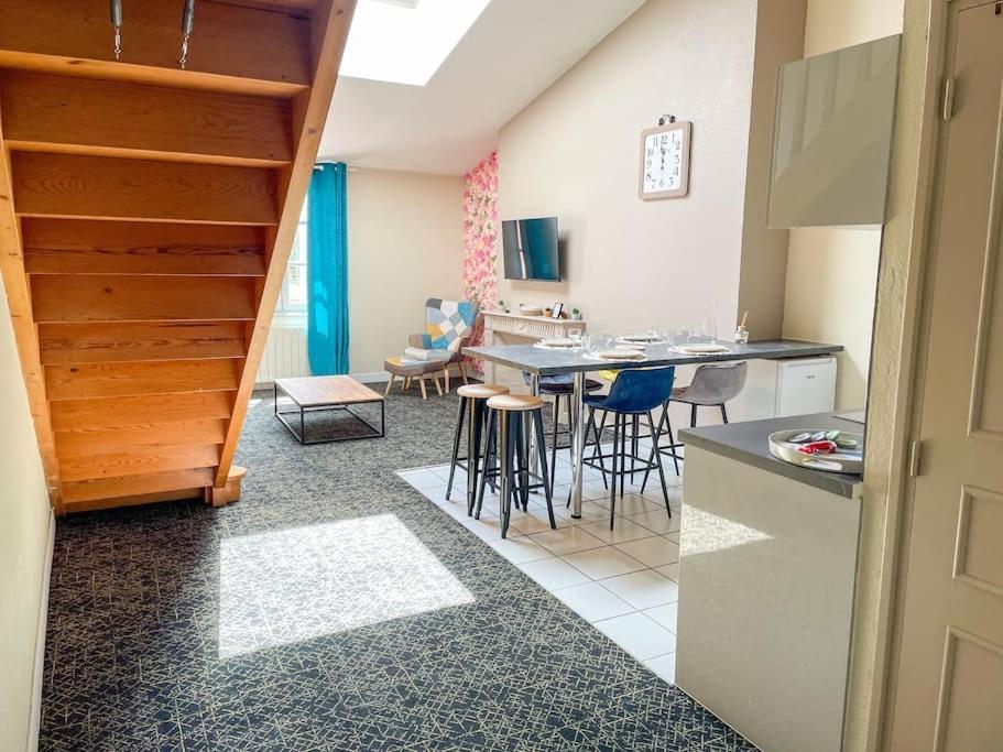 Le Saint Gilles Cosy, Centre-Ville, Wifi Le Puy-en-Velay エクステリア 写真